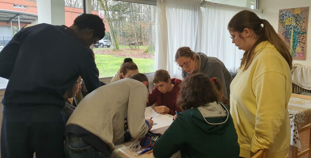 Le temps d'une pause : Projet pédagogique des Bac Pro SAPAT du LPA d'Alençon à l'IME LA Garenne.